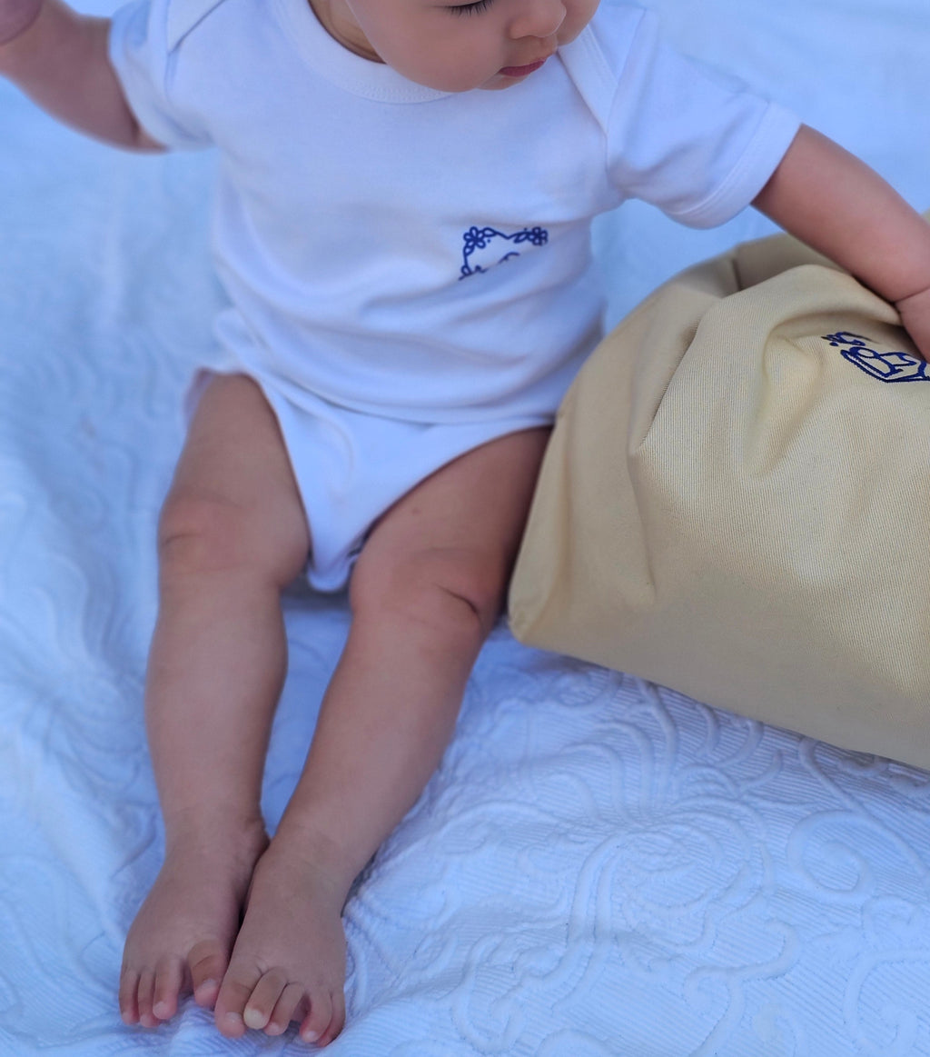 Tutina neonato in cotone organico Mama Love